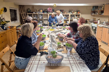 Veľkonočné aranžmány v košíku